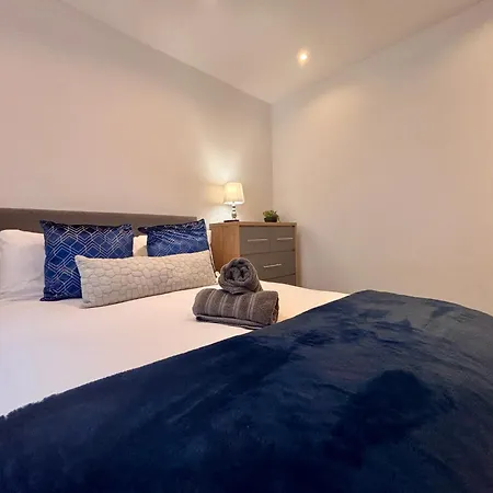 Franks Apt 1 - Outdoor Courtyard - Sleeps 6 Blackpool Buitenkant foto